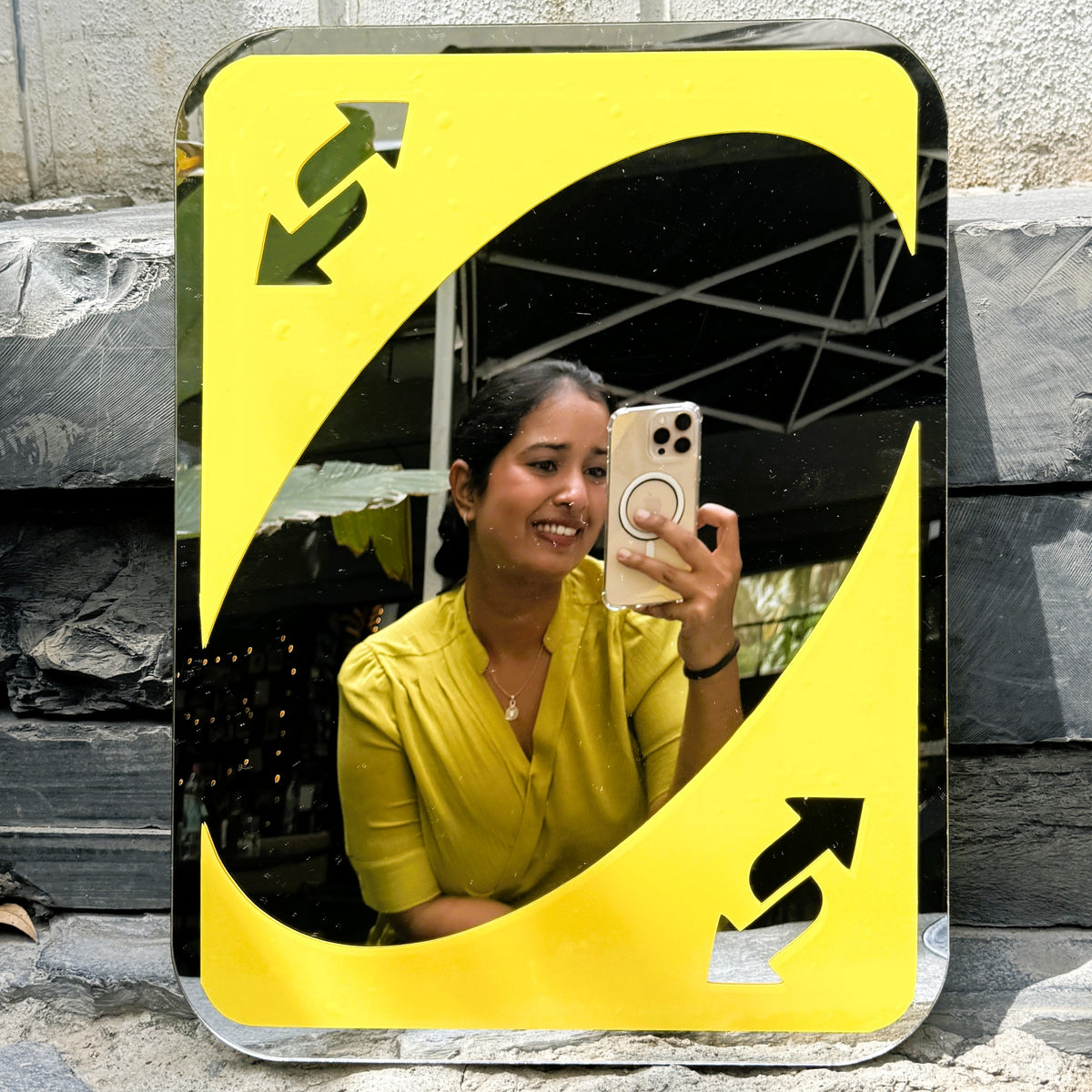 UNO Mirror