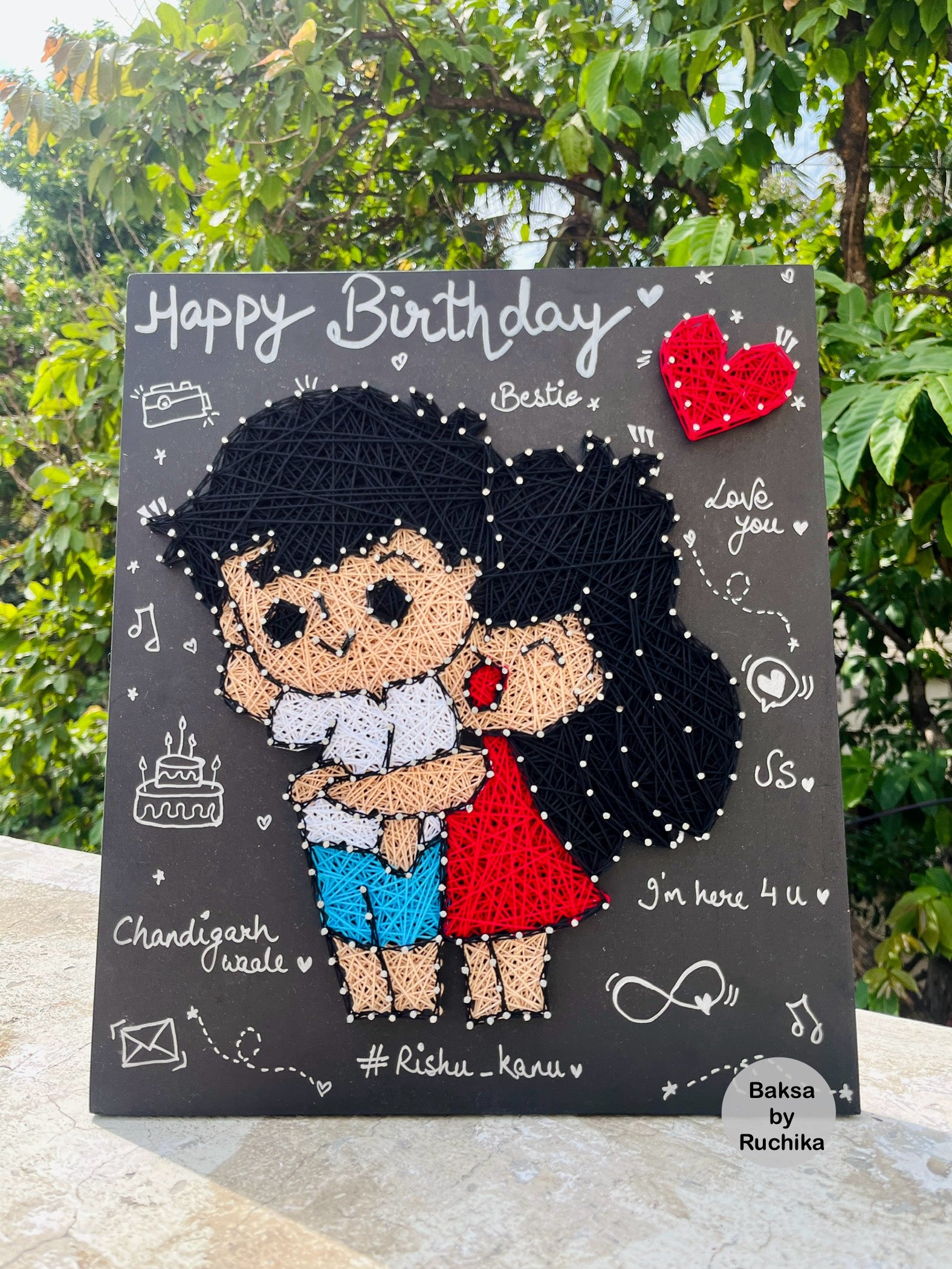 Couple Hugging Doodle String Art – baksabyr